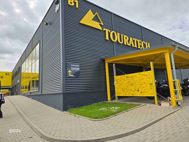 Tag4: Besuch Touratech Fabrik und Laden
